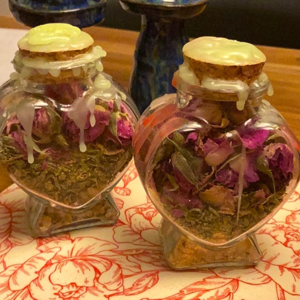 Spell jar Love intention witch jar handmade โค๏ธ๐นโจ๐ฟ๐โค๏ธ๐๐๐๐๐๐ฎ๐๐๐๐ธ - Picture 3 of 16